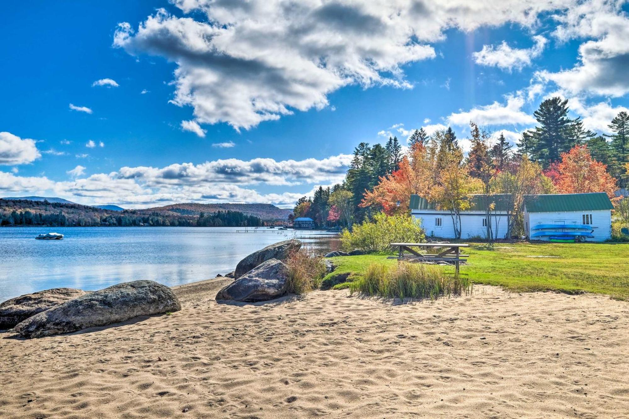Lake Pleasant Cabin On 3 Acres With Kayaks And Beach! Exterior foto